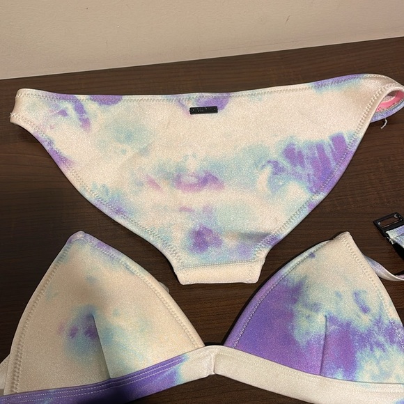 Triangl neoprene bikini set with bag - Picture 6 of 7